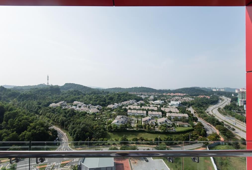 Palm Armada Residence Free Parking And Netflix Putrajaya Luaran gambar